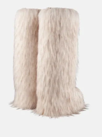 Jacquemus + Moon Boot Icon Yeti – wysokie białe buty z sztucznego futra