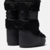 Kultowe czarne buty z sztucznego futra